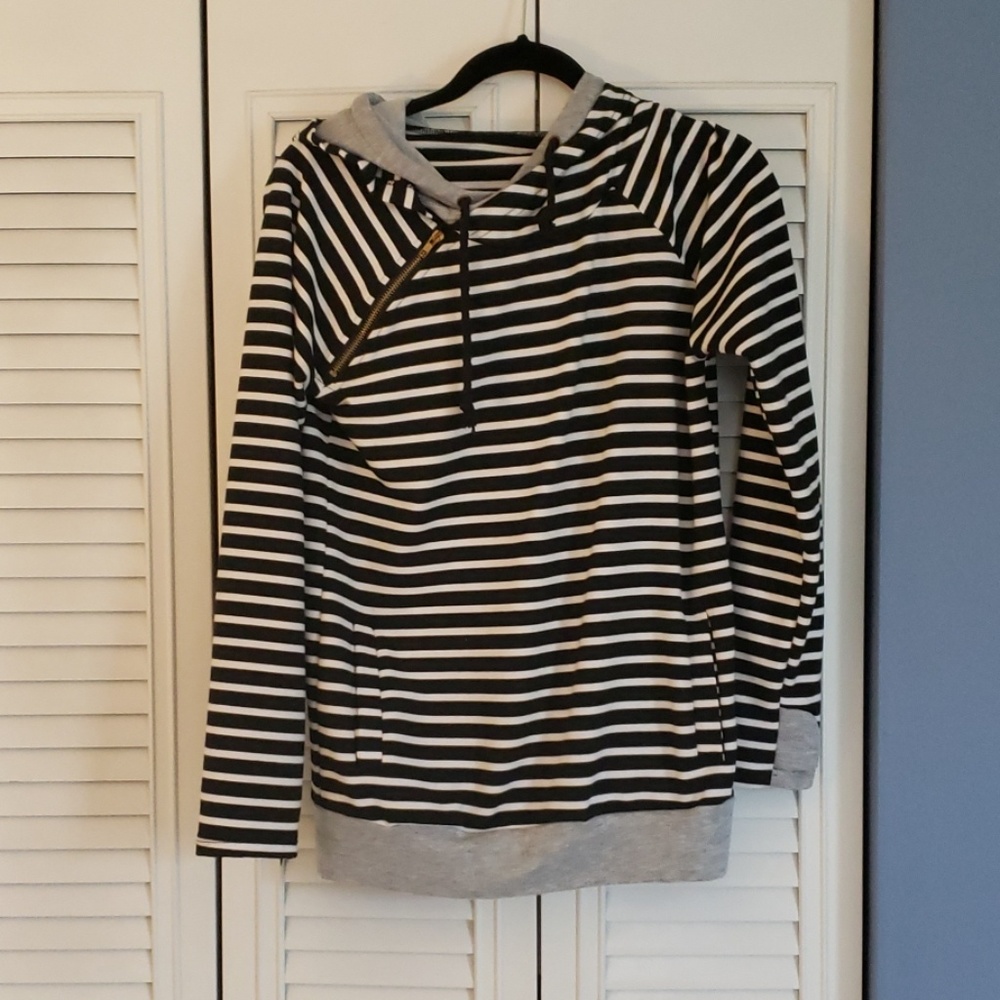 Double hooded sweatershirt